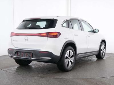 Mercedes EQA 250