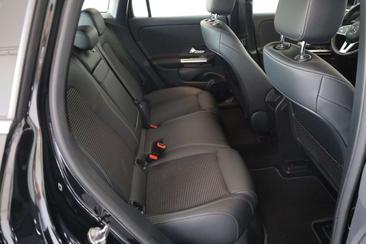 Mercedes EQA 250 — photo 5
