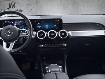 Mercedes GLB 250 — photo 13