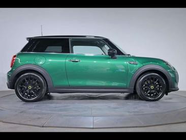 Mini 3 Portes Cooper SE — photo 3
