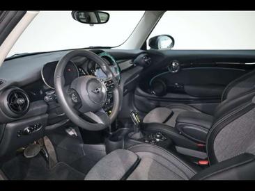 Mini 3 Portes Cooper SE — photo 4