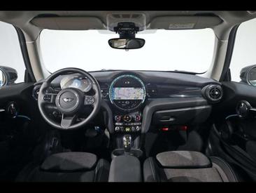 Mini 3 Portes Cooper SE — photo 5