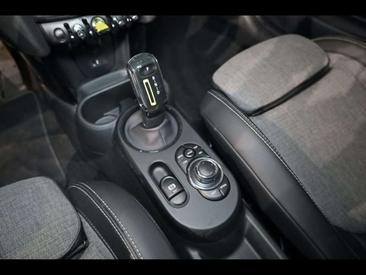 Mini 3 Portes Cooper SE — photo 6