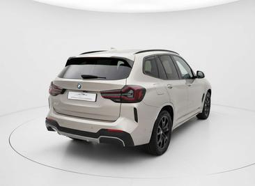 BMW iX3 — photo 2