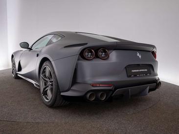 Ferrari 812 Superfast — photo 6