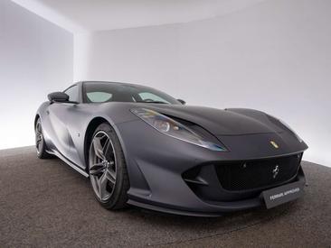 Ferrari 812 Superfast — photo 12