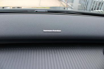 Volvo EX30 Single Motor Extended Range — photo 30