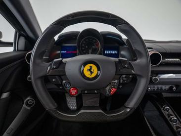 Ferrari 812 Superfast — photo 23