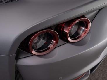 Ferrari 812 Superfast — photo 35