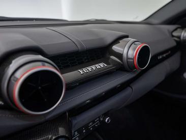Ferrari 812 Superfast — photo 47