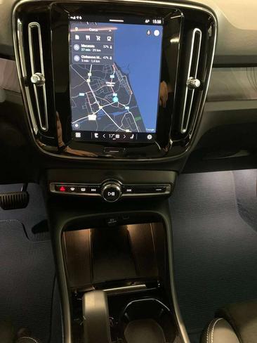 Volvo C40 Coupé SUV AWD — photo 11