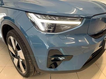 Volvo C40 Coupé SUV AWD — photo 32
