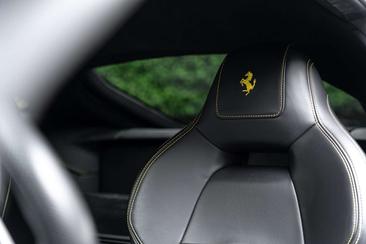 Ferrari F12 Berlinetta — photo 13