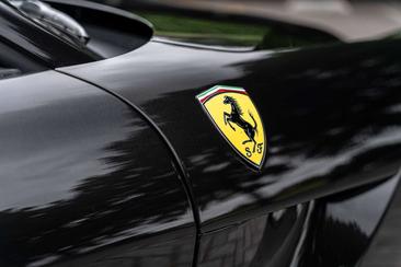 Ferrari F12 Berlinetta — photo 24