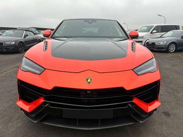 Lamborghini Urus Performante — photo 4