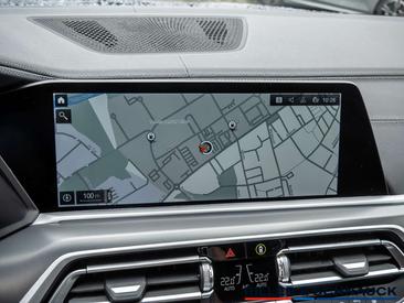 BMW X5 XDrive30d — photo 10