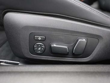 BMW M4 Competition XDrive — photo 15