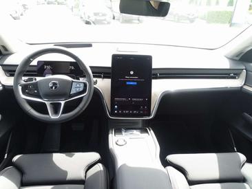 Volvo EX90 Twin Motor — photo 11