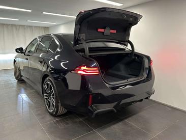 BMW Série 5 550e XDrive — photo 11