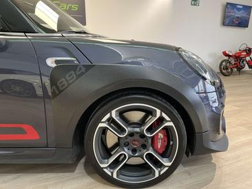 Mini 3 Portes Berline John Cooper Works GP — photo 9