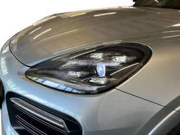 Porsche Cayenne III GTS — photo 10