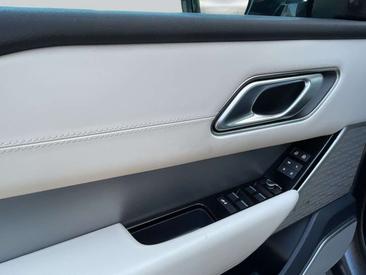Land Rover Range Rover Velar D300 — photo 14