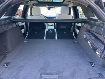 Land Rover Range Rover Velar D300 — photo 37