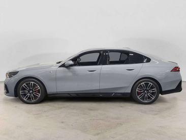 BMW Série 5 530e XDrive — photo 2