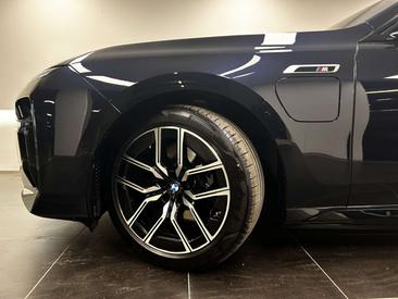 BMW Série 7 Berline M760e XDrive — photo 7