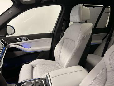 BMW X5 XDrive50e PHEV — photo 42