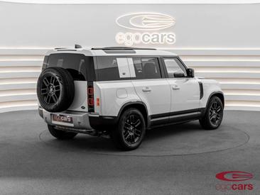 Land Rover Defender 130 Outbound — photo 6