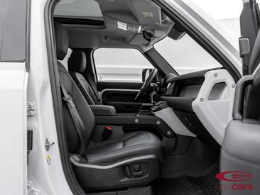 Land Rover Defender 130 Outbound — photo 11