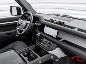 Land Rover Defender 130 Outbound — photo 12