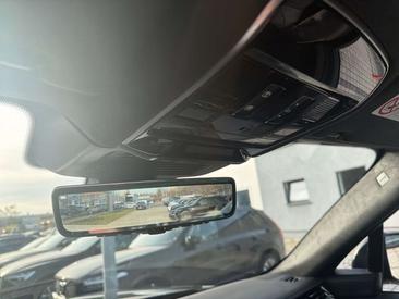 Land Rover Range Rover Sport P550e — photo 34