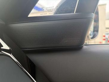Land Rover Range Rover Sport P550e — photo 37