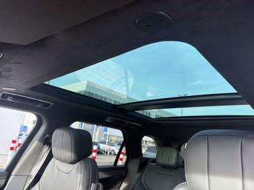 Land Rover Range Rover Sport P550e — photo 38