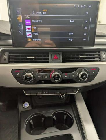 Audi A4 Avant 35 TDI — photo 11