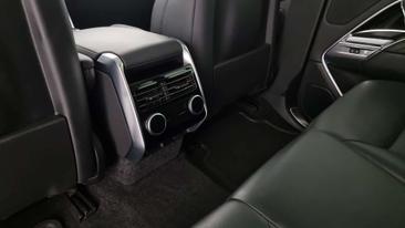 Land Rover Range Rover D250 — photo 17