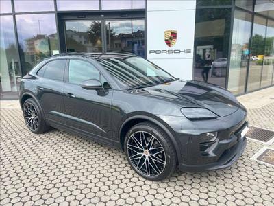 Porsche Macan Electric