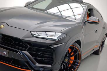 Lamborghini Urus S — photo 28