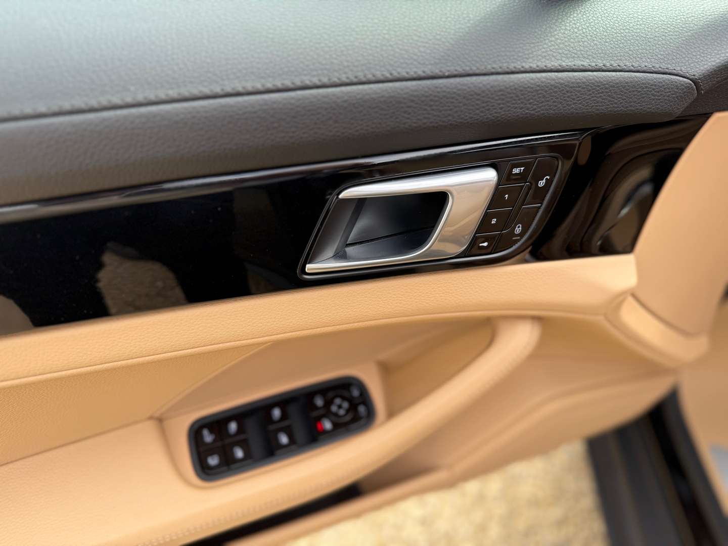 Porsche Panamera II 4 E-Hybrid - 2018 - Joinsteer - #14