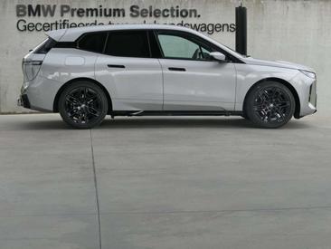 BMW IX XDrive60 — photo 3