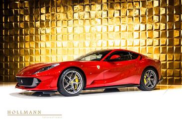 Ferrari 812 Superfast — photo 3