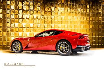 Ferrari 812 Superfast — photo 5