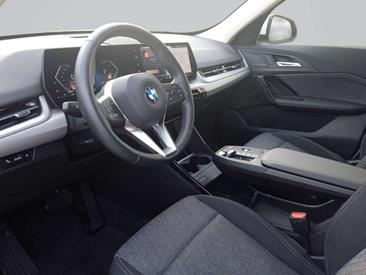 BMW X1 SDrive20d — photo 10