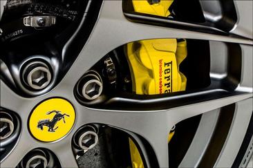 Ferrari 812 Superfast — photo 8