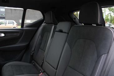 Volvo EX40 Single Motor Extended Range — photo 11