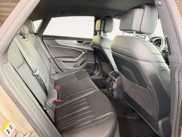 Audi S 7 Sportback TDI — photo 38