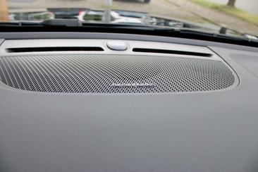 Volvo EX40 Single Motor Extended Range — photo 33