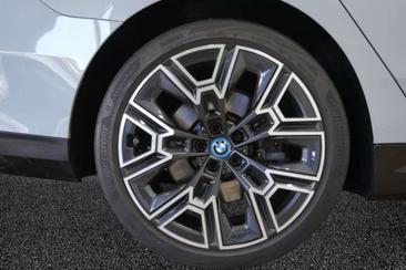 BMW Série 5 550e XDrive — photo 7